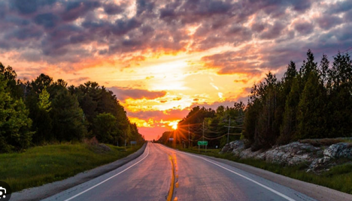 পৃথিবীর কোন দেশে রাত হয় না