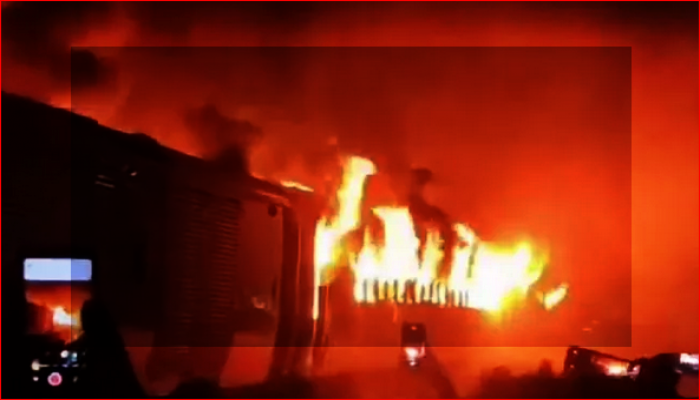 ১৬ ঘণ্টায় ১৪টি আগুনের ঘটনা