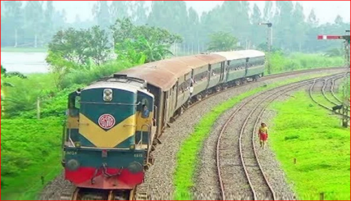 মূল্যছাড় বাতিলের সিদ্ধান্তে চাপে পড়বে সাধারণ মানুষ।