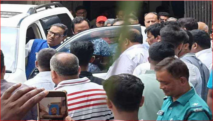 পাঁচ মন্ত্রী-প্রতিমন্ত্রীর রুদ্ধদ্বার বৈঠক