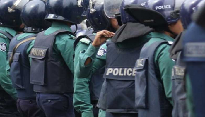 যোগ না দিলে চাকরি হারাবেন পুলিশ সদস্যরা